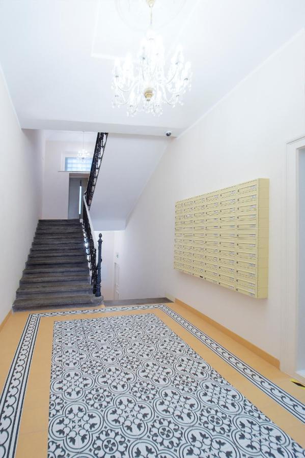 Modern Apartment Spanelska Praga Exterior foto